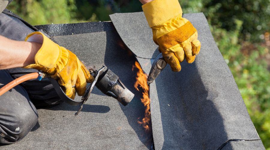 Expert Emergency Roof Repairs services in Hixson, TN